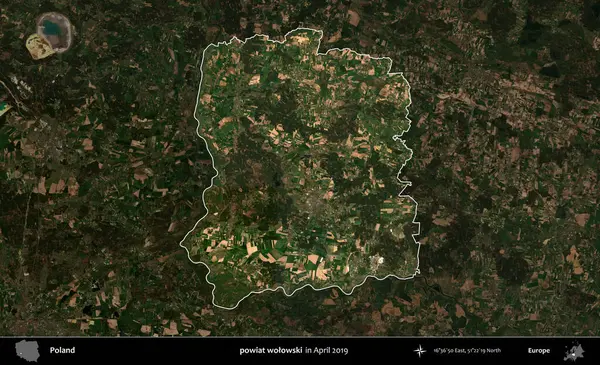 powiat wolowski. Polonya 'nın idari alanı, Nisan 2019' da çekilen Kopernik Nöbetçi karolarından oluşan koyu renkli bir uydu görüntüsü üzerine vurgulandı ve özetlendi.