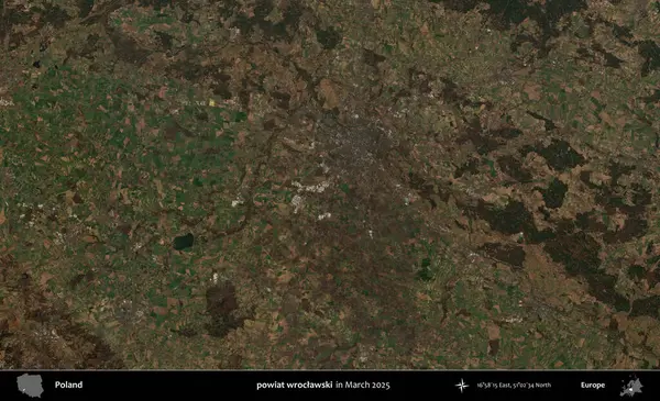 powiat wroclawski. Copernicus Sentinel 'in Mart 2025' te çekilmiş uydu görüntüsü üzerine Polonya 'nın idari bölgesi