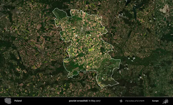 powiat wrzesinski. Polonya 'nın idari alanı, Mayıs 2017' de çekilen Kopernik Nöbetçi karolarından oluşan koyu renkli bir uydu görüntüsü üzerinde vurgulandı ve özetlendi.
