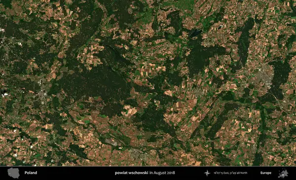 powiat wschowski. Copernicus Sentinel 'in Ağustos 2018' de çekilmiş uydu görüntüsü üzerine Polonya 'nın idari bölgesi