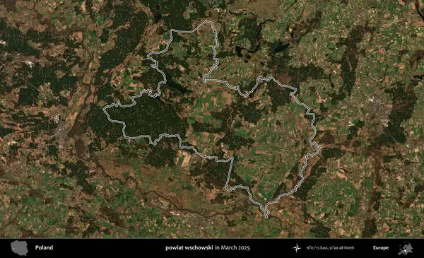 powiat wschowski. Polonya 'nın idari bölgesinin ana hatları, Mart 2025' te çekilen Kopernik Nöbetçi karolarından oluşan bir uydu görüntüsü üzerine çizildi.