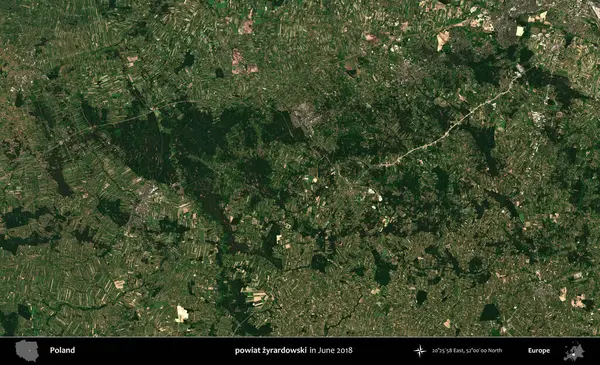 powiat zyrardowski. Copernicus Sentinel 'in Haziran 2018' de çekilmiş uydu görüntüsü üzerine Polonya 'nın idari bölgesi