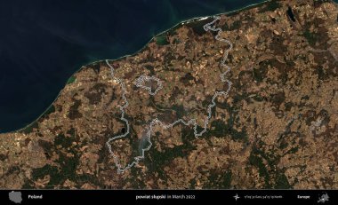 Powiat Slumpski. Polonya 'nın idari bölgesini Mart 2022' de çekilen Kopernik Sentinel karolarından oluşan bir uydu görüntüsü ile özetledik.