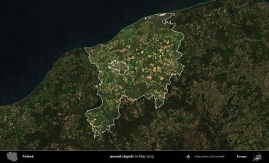 Powiat Slumpski. Polonya 'nın idari alanı, Mayıs 2023' te çekilen Kopernik Nöbetçi karolarından oluşan koyu renkli bir uydu görüntüsü üzerinde vurgulandı ve özetlendi.