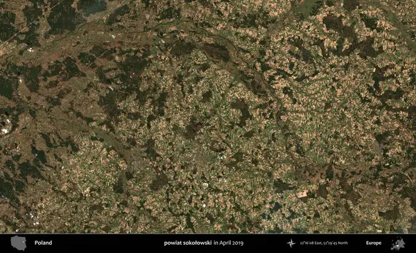 powiat sokolowski. Nisan 2019 'da çekilen Kopernik Sentinel karolarından oluşan bir uydu görüntüsü üzerine Polonya' nın idari bölgesi