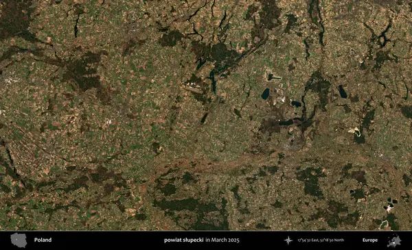 powiat slupecki. Copernicus Sentinel 'in Mart 2025' te çekilmiş uydu görüntüsü üzerine Polonya 'nın idari bölgesi