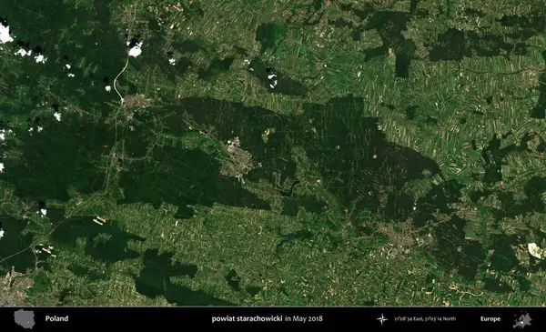 powiat starachowicki. Copernicus Sentinel 'in Mayıs 2018' de çekilmiş uydu görüntüsü üzerine Polonya 'nın idari bölgesi.