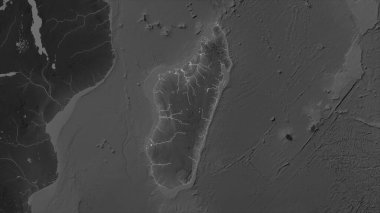 Madagaskar, gölleri ve nehirleri olan gri ölçekli bir yükseklik haritasına vurgulandı