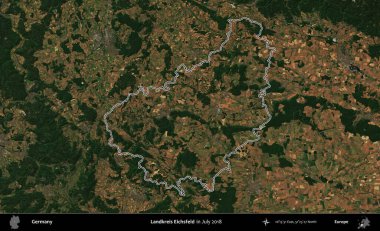Landkreis Eichsfeld. Almanya 'nın idari bölgesinde Temmuz 2018' de çekilen Kopernik Nöbetçi karolarından oluşan bir uydu görüntüsü sıralandı.