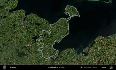 Ostholstein. Almanya 'nın idari bölgesi, Haziran 2022' de çekilen Kopernik Nöbetçi karolarından oluşan bir uydu görüntüsüyle özetlenmiştir.