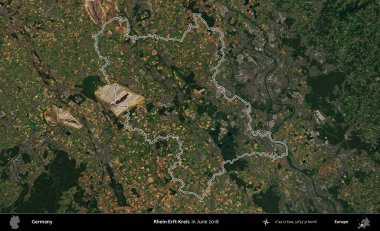 Rhein-Erft-Kreis. Almanya 'nın idari bölgesi, Haziran 2018' de çekilen Kopernik Nöbetçi karolarından oluşan bir uydu görüntüsüyle özetlendi.