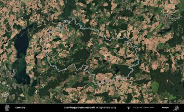 Sternberger Seenlandschaft. Almanya 'nın idari bölgesi, Eylül 2023' te çekilen Kopernik Nöbetçi Fayanslarından oluşan bir uydu görüntüsüyle özetlendi.
