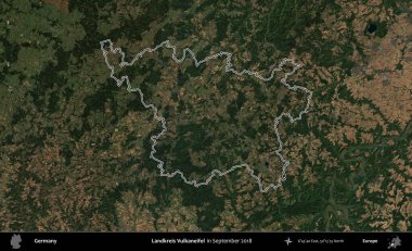 Landkreis Vulkaneifel. Almanya 'nın idari bölgesi, Eylül 2018' de çekilen Kopernik Nöbetçi karolarından oluşan bir uydu görüntüsünde özetlenmiştir.