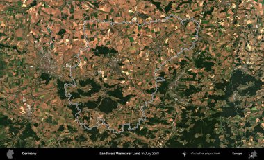 Landkreis Weimarer Diyarı. Almanya 'nın idari bölgesinde Temmuz 2018' de çekilen Kopernik Nöbetçi karolarından oluşan bir uydu görüntüsü sıralandı.
