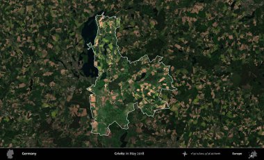 Landkreis Ahrweiler. Mayıs 2017 'de çekilen Kopernik Nöbetçi karolarından oluşan koyu renkli bir uydu görüntüsü Almanya' nın idari alanının altını çizdi ve özetledi.