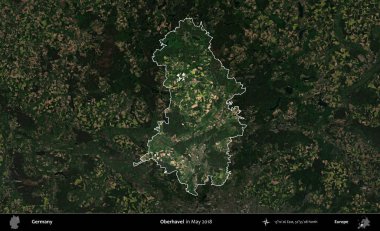 Oberhavel. Mayıs 2018 'de çekilen Kopernik Nöbetçi karolarından oluşan koyu renkli bir uydu görüntüsü, Almanya' nın idari alanının altını çizdi ve özetledi.