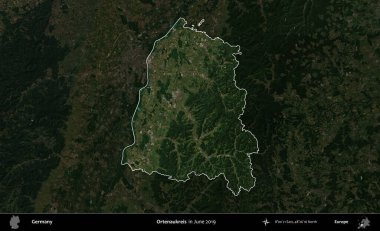 Ortenaukreis. Almanya 'nın idari alanı, Haziran 2019' da çekilen Kopernik Nöbetçi karolarından oluşan koyu renkli bir uydu görüntüsü üzerinde vurgulandı ve özetlendi.