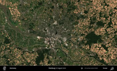 Hamburg. Ağustos 2022 'de çekilen Kopernik Sentinel karolarından oluşan bir uydu görüntüsü üzerine Almanya' nın idari bölgesi