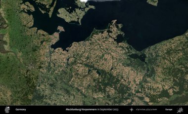Mecklenburg-Vorpommern. Eylül 2023 'te çekilen Copernicus Sentinel karolarından oluşan bir uydu görüntüsü üzerine Almanya' nın idari bölgesi