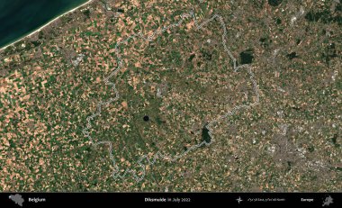 Diksmuide. Belçika 'nın idari alanı, Temmuz 2022' de çekilen Kopernik Nöbetçi karolarından oluşan bir uydu görüntüsüyle özetlenmiştir.