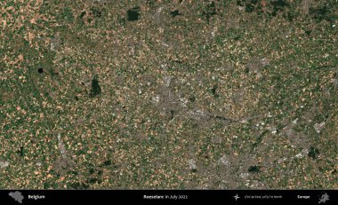 Roeselare. Copernicus Sentinel 'in Temmuz 2022' de çekilmiş uydu görüntüsü üzerine Belçika 'nın idari bölgesi.