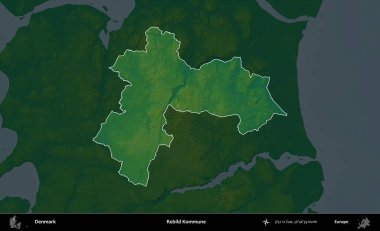 Rebild Kommune. Danimarka 'nın idari alanı koyu renkli bir yükseklik haritasına vurgulandı ve özetlendi