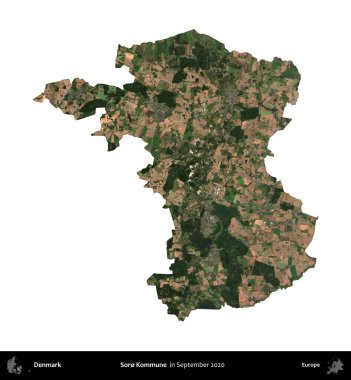 Soro Kommune. Danimarka 'nın idari bölgesi, Eylül 2020' de çekilen Kopernik Nöbetçi karolarından oluşan bir uydu görüntüsü ile beyaza izole edildi.