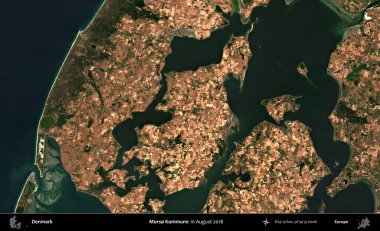 Morso Kommune. Kopernik Sentinel 'in Ağustos 2018' de çekilmiş uydu görüntüsü üzerine Danimarka 'nın idari bölgesi.
