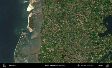 Tonder Kommune. Danimarka 'nın idari bölgesi, Mayıs 2023' te çekilen Kopernik Nöbetçi Fayanslarından oluşan bir uydu görüntüsü üzerine kurulmuştur.