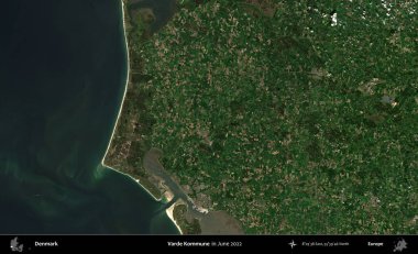 Varde Kommune. Danimarka 'nın idari bölgesi, Haziran 2022' de çekilen Kopernik Sentinel karolarından oluşan bir uydu görüntüsü üzerine kurulmuştur.