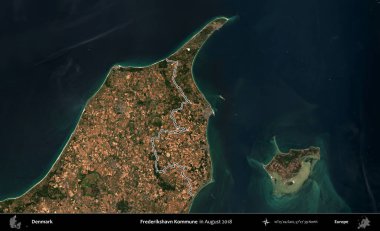 Frederikshavn Kommune. Danimarka 'nın idari bölgesi, Ağustos 2018' de çekilen Kopernik Nöbetçi karolarından oluşan bir uydu görüntüsünde özetlenmiştir.