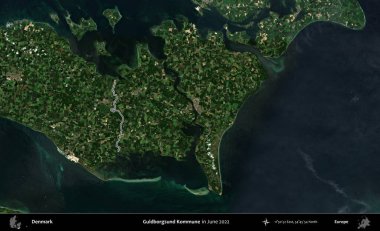 Guldborgsund Kommune. Danimarka 'nın idari bölgesi, Haziran 2022' de çekilen Kopernik Nöbetçi Fayanslarından oluşan bir uydu görüntüsü ile özetlenmiştir.
