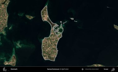 Samso Kommune. Danimarka 'nın idari alanı Nisan 2020' de çekilen Kopernik Nöbetçi karolarından oluşan bir uydu görüntüsüyle özetlenmiştir.