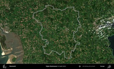 Vejen Kommune. Danimarka 'nın idari bölgesi, Haziran 2022' de çekilen Kopernik Nöbetçi Fayanslarından oluşan bir uydu görüntüsü ile özetlenmiştir.