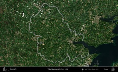 Vejle Kommune. Danimarka 'nın idari bölgesi, Haziran 2022' de çekilen Kopernik Nöbetçi Fayanslarından oluşan bir uydu görüntüsü ile özetlenmiştir.