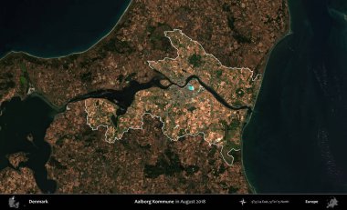 Aalborg Kommune. Danimarka 'nın idari alanı, Ağustos 2018' de çekilen Kopernik Nöbetçi karolarından oluşan koyu renkli bir uydu görüntüsü üzerine vurgulandı ve özetlendi.