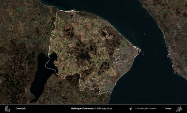 Helsingor Kommune. Danimarka 'nın idari alanı, Şubat 2022' de çekilen Kopernik Nöbetçi karolarından oluşan koyu renkli bir uydu görüntüsü üzerine vurgulandı ve özetlendi.