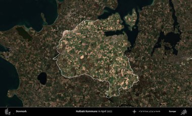 Holbek Kommune. Danimarka 'nın idari alanı, Nisan 2022' de çekilen Kopernik Nöbetçi karolarından oluşan koyu renkli bir uydu görüntüsü üzerine vurgulandı ve özetlendi.