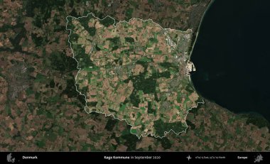 Koge Kommune. Danimarka 'nın idari alanı, Eylül 2020' de çekilen Kopernik Nöbetçi karolarından oluşan koyu renkli bir uydu görüntüsü üzerine vurgulandı ve özetlendi.