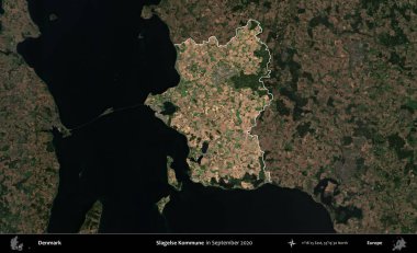 Slagelse Kommune. Danimarka 'nın idari alanı, Eylül 2020' de çekilen Kopernik Nöbetçi karolarından oluşan koyu renkli bir uydu görüntüsü üzerine vurgulandı ve özetlendi.
