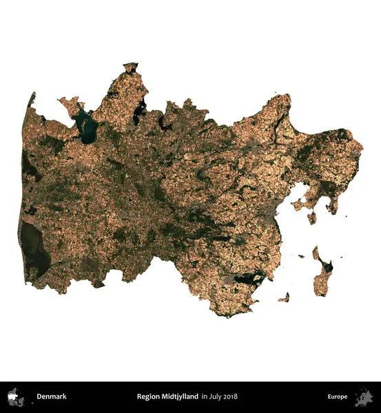 Midtjylland Bölgesi. Danimarka 'nın idari bölgesi, Temmuz 2018' de çekilen Kopernik Nöbetçi karolarından oluşan bir uydu görüntüsü ile beyaza izole edildi.