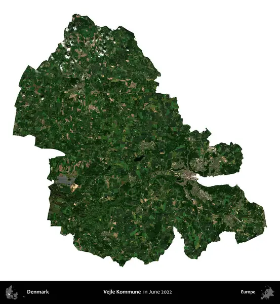 Vejle Kommune. Danimarka 'nın idari bölgesi, Haziran 2022' de çekilen Kopernik Nöbetçi karolarından oluşan bir uydu görüntüsü üzerinde beyaz üzerine izole edilmiştir.