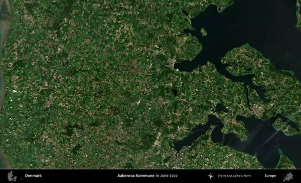 Aabenraa Kommune. Danimarka 'nın idari bölgesi, Haziran 2022' de çekilen Kopernik Sentinel karolarından oluşan bir uydu görüntüsü üzerine kurulmuştur.