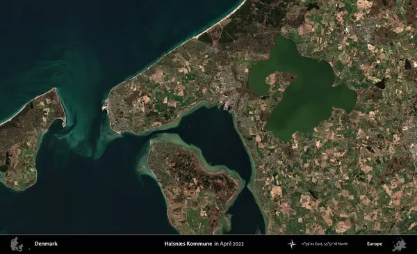 Halsnes Kommune. Danimarka 'nın idari alanı Nisan 2022' de çekilen Kopernik Sentinel karolarından oluşan bir uydu görüntüsü üzerine kurulmuştur.
