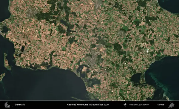 Yuvalı Kommune. Danimarka 'nın idari bölgesi, Eylül 2020' de çekilen Kopernik Nöbetçi karolarından oluşan bir uydu görüntüsü üzerine kurulmuştur.