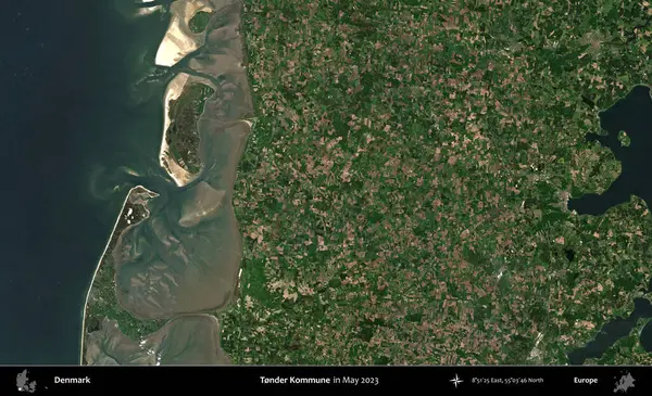 Tonder Kommune. Danimarka 'nın idari bölgesi, Mayıs 2023' te çekilen Kopernik Nöbetçi Fayanslarından oluşan bir uydu görüntüsü üzerine kurulmuştur.