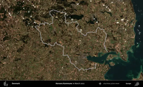 Horsens Kommune. Danimarka 'nın idari bölgesi, Mart 2022' de çekilen Kopernik Nöbetçi Fayanslarından oluşan bir uydu görüntüsüyle özetlenmiştir.