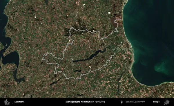 Mariagerfjord Kommune. Danimarka 'nın idari bölgesi, Nisan 2019' da çekilen Kopernik Nöbetçi karolarından oluşan bir uydu görüntüsünde özetlenmiştir.