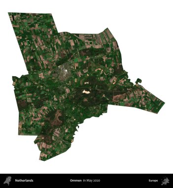 Ommen. Hollanda idari bölgesi, Mayıs 2020 'de Copernicus Sentinel karolarından oluşan bir uydu görüntüsü ile beyaza izole edildi.
