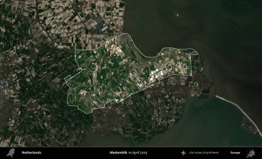 Medemblik. Hollanda 'nın idari alanı, Nisan 2019' da çekilen Kopernik Sentinel karolarından oluşan koyu renkli bir uydu görüntüsü üzerinde vurgulandı ve özetlendi.